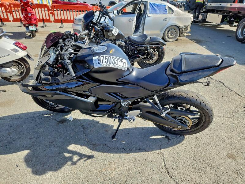 YAMAHA YFZ320 AC 2025