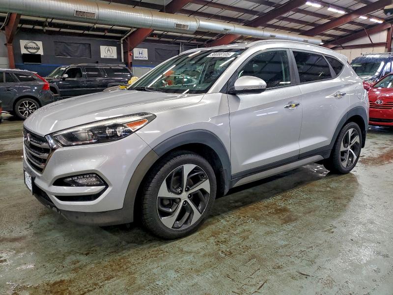 Фото 1 - HYUNDAI TUCSON