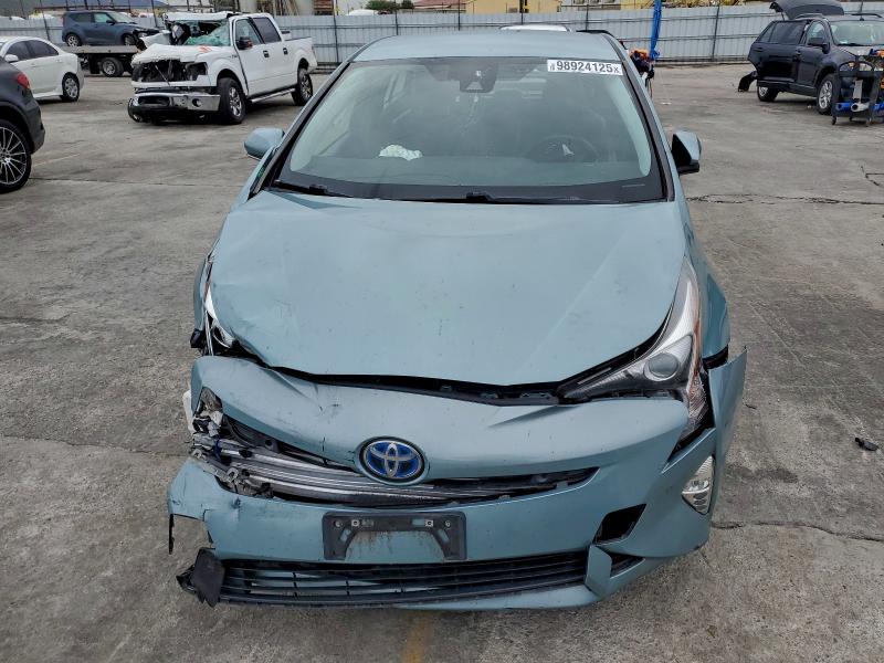 Фото 5 - TOYOTA PRIUS