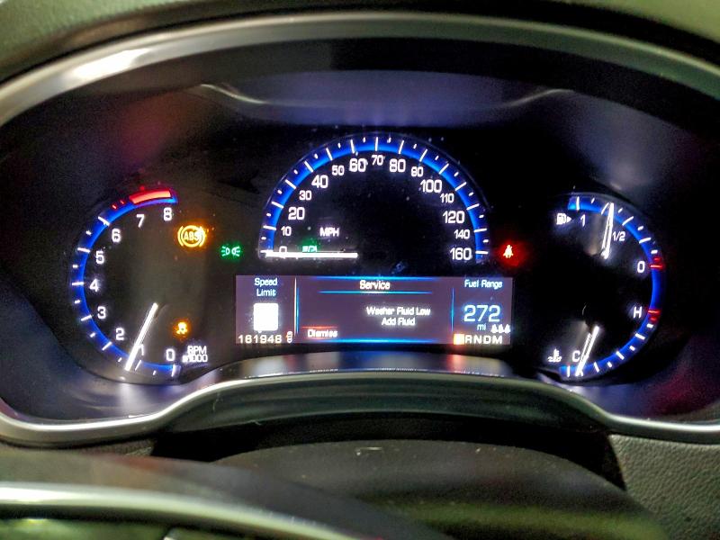 Фото 9 - CADILLAC SRX