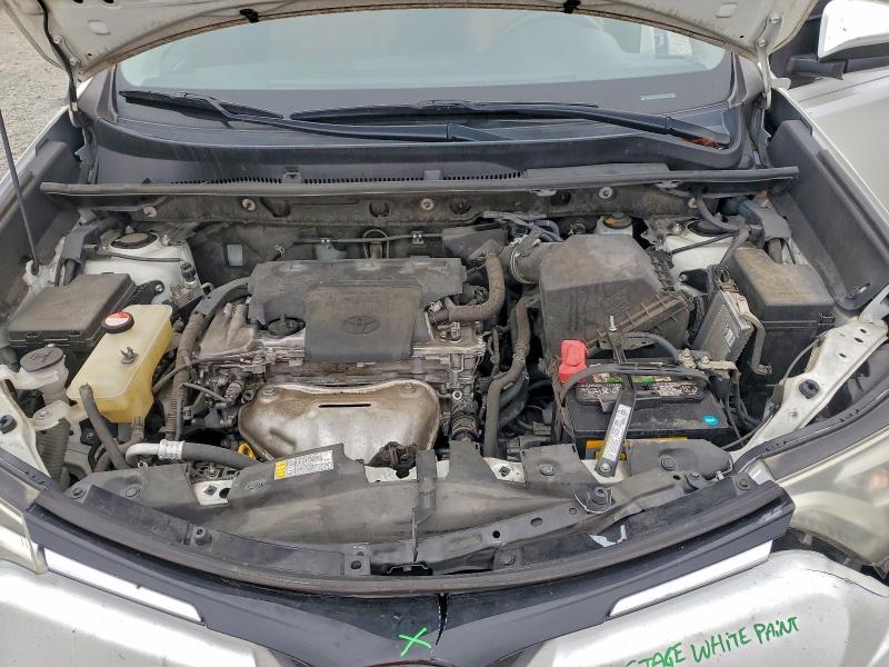 Фото 12 - TOYOTA RAV4