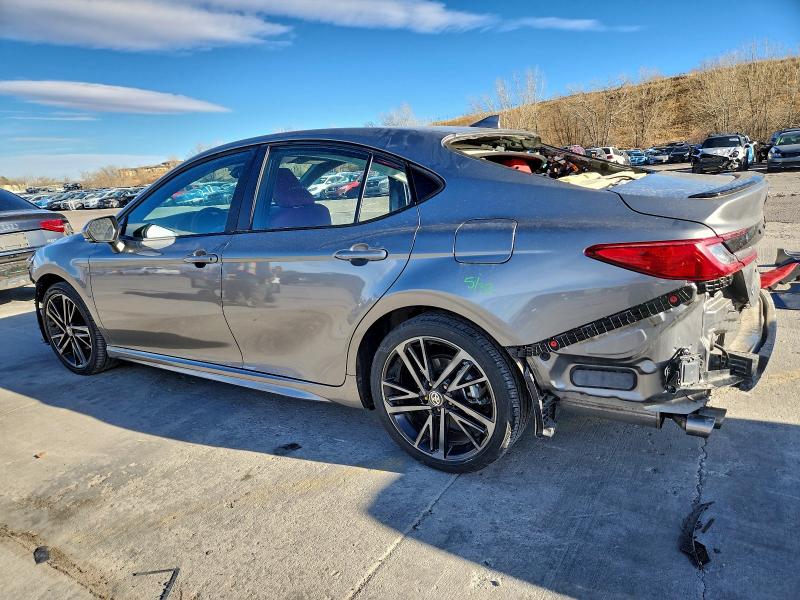 Фото 2 - TOYOTA CAMRY