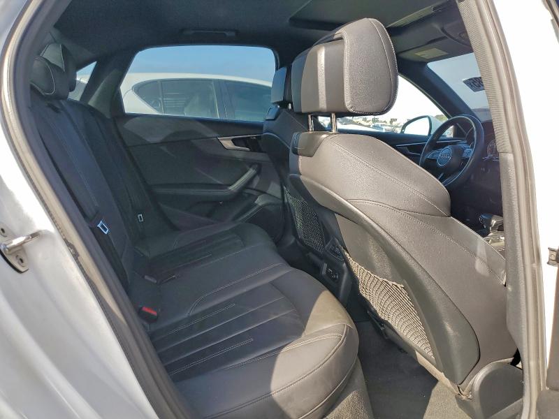 Фото 10 - AUDI A4