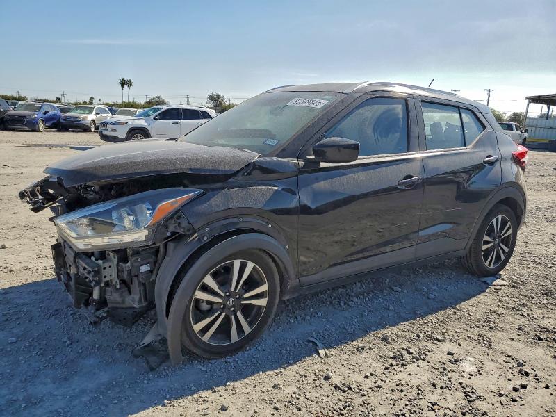 Фото 1 - NISSAN KICKS