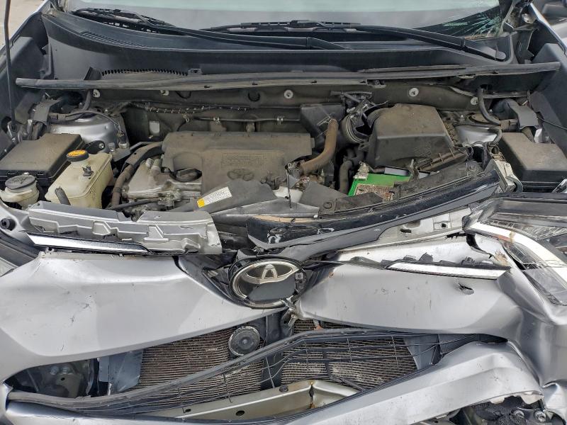 Фото 12 - TOYOTA RAV4