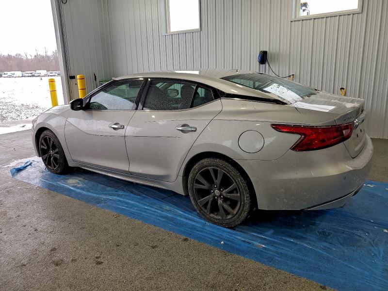 Фото 2 - NISSAN MAXIMA