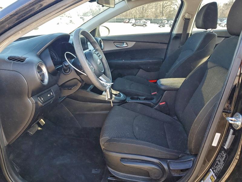 Фото 7 - KIA FORTE