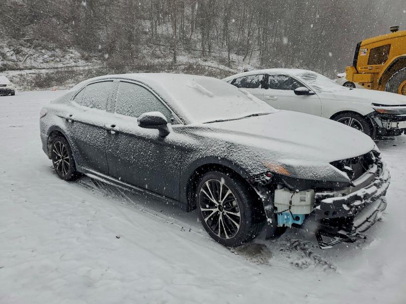 Фото 4 - TOYOTA CAMRY