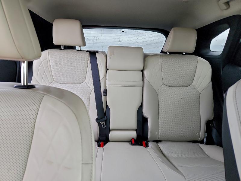 Фото 10 - LEXUS RX350