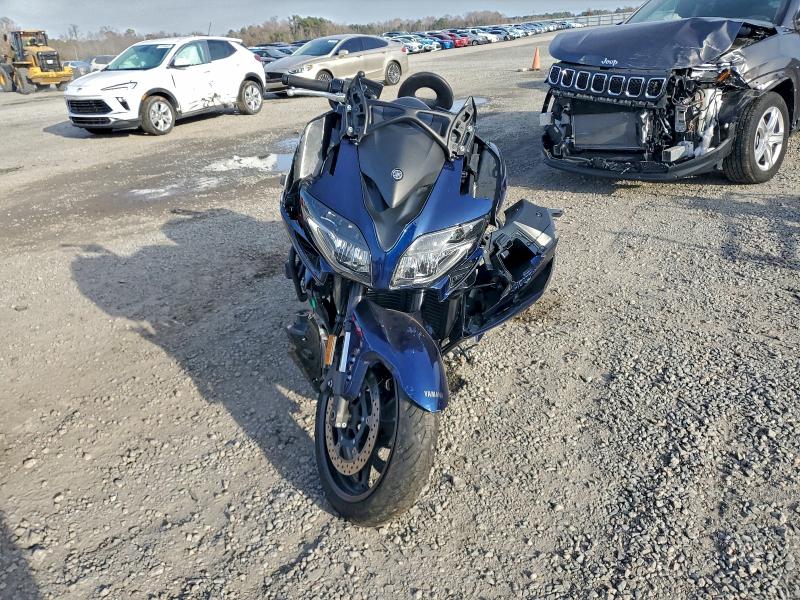 YAMAHA FJR1300 2023