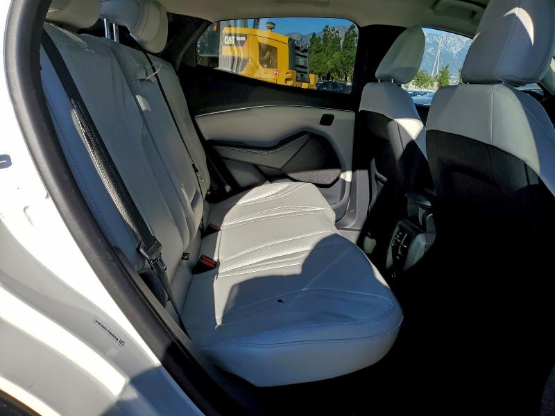 Фото 10 - FORD MUSTANG