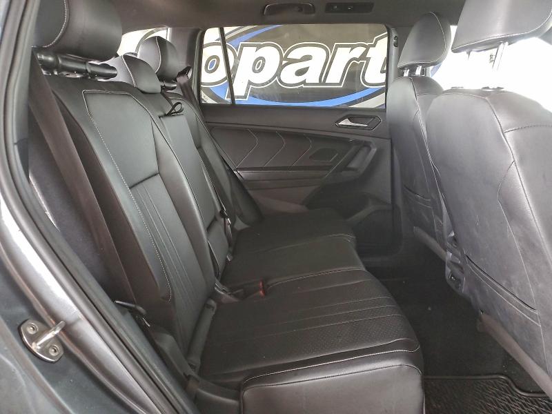 Фото 10 - VOLKSWAGEN TIGUAN