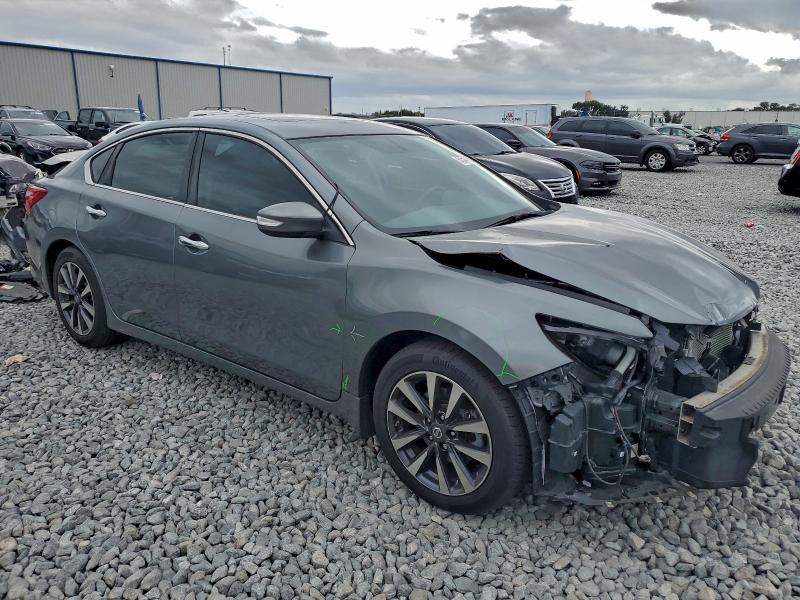 Фото 4 - NISSAN ALTIMA