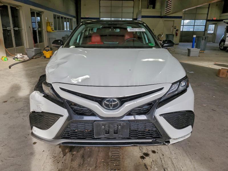Фото 5 - TOYOTA CAMRY