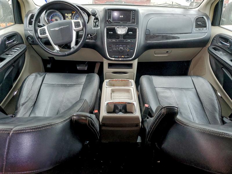 Фото 8 - CHRYSLER MINIVAN