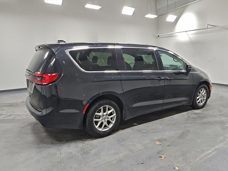 Фото 3 - CHRYSLER PACIFICA