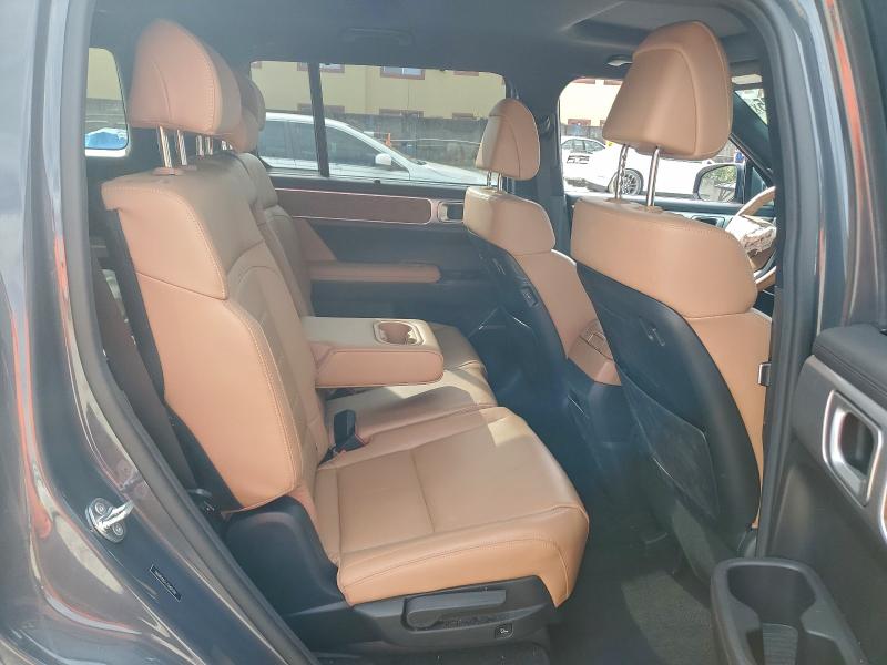 Фото 11 - HYUNDAI SANTA FE