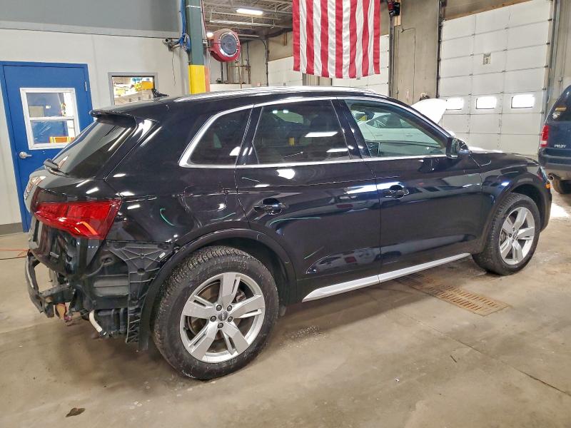 Фото 3 - AUDI Q5
