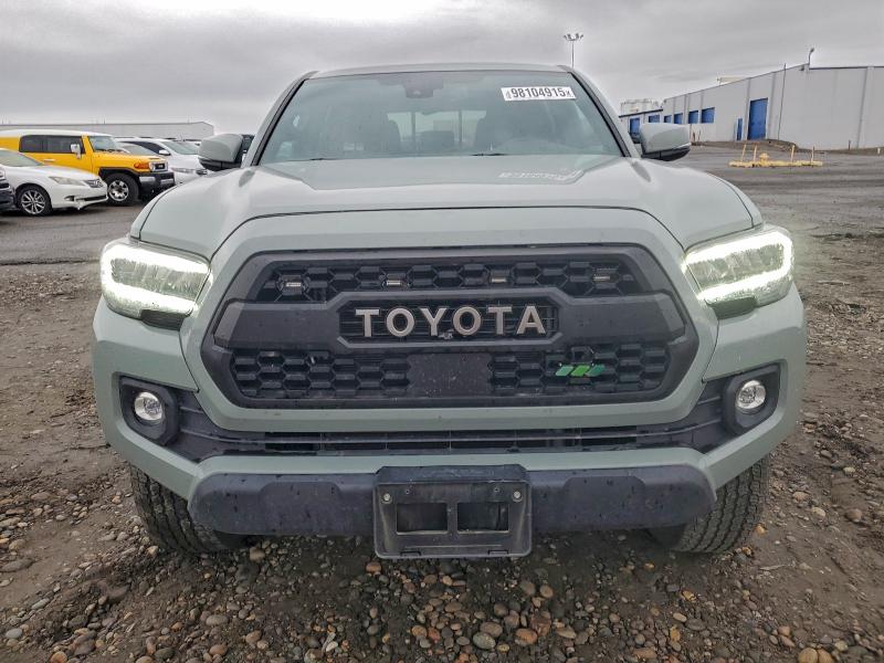 Фото 5 - TOYOTA TACOMA