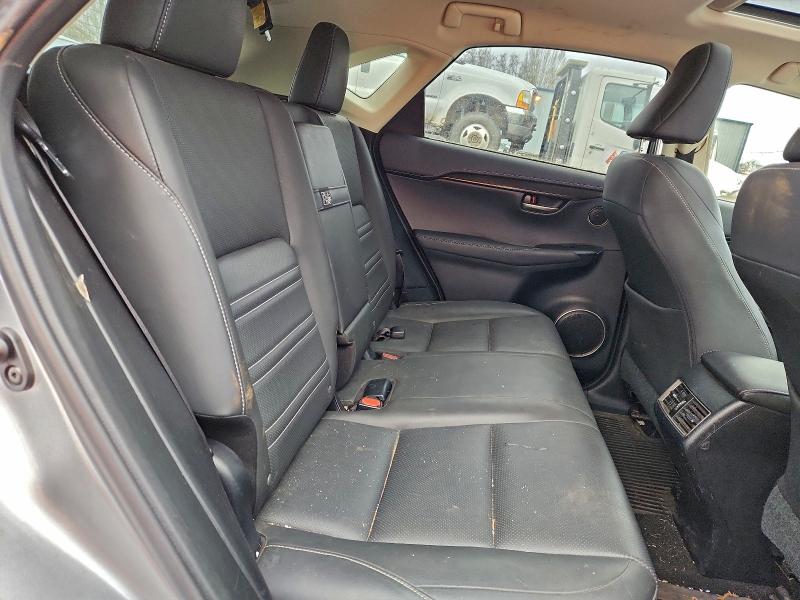 Фото 10 - LEXUS NX