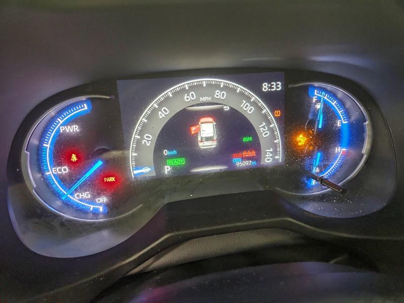 Фото 9 - TOYOTA RAV4