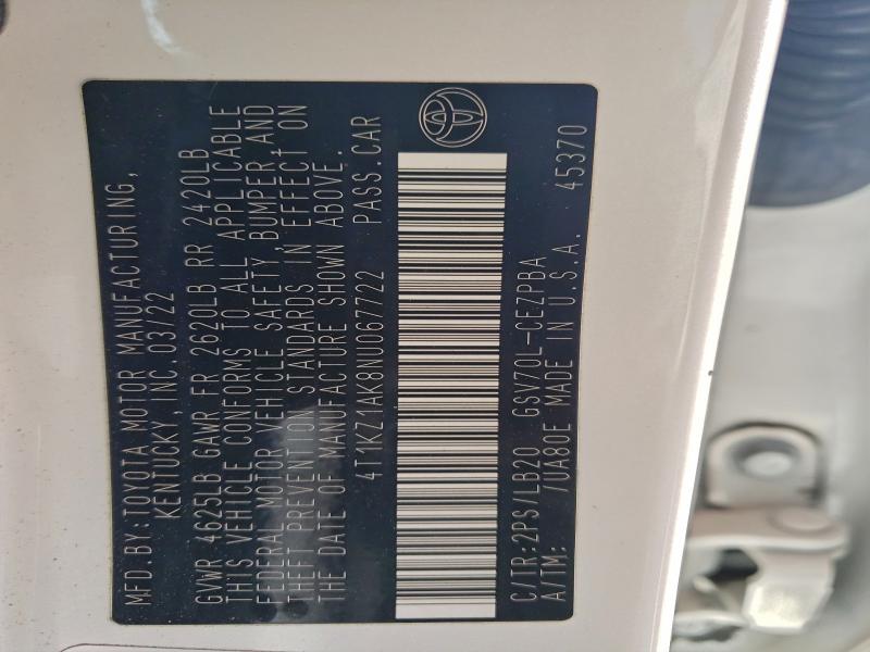 Фото 13 - TOYOTA CAMRY