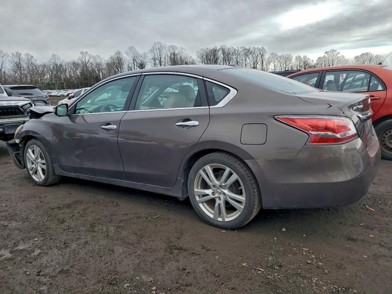 Фото 2 - NISSAN ALTIMA