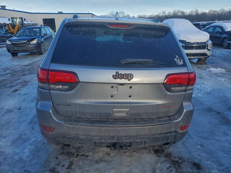 Фото 6 - JEEP GRAND CHER