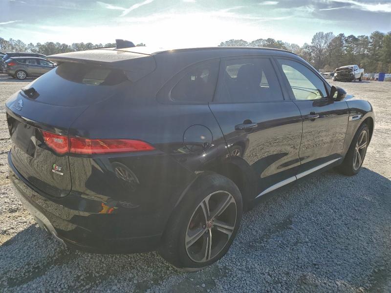Фото 3 - JAGUAR F-PACE
