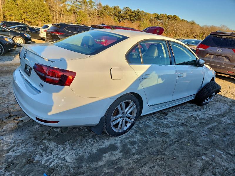 Фото 3 - VOLKSWAGEN JETTA