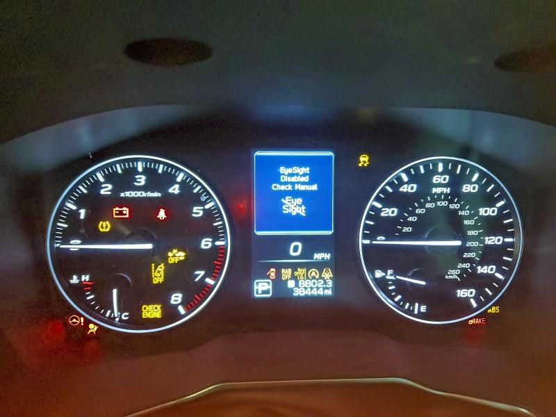 Фото 9 - SUBARU OUTBACK