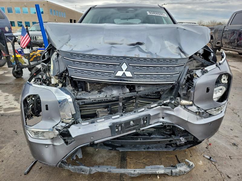 Фото 5 - MITSUBISHI OUTLANDER