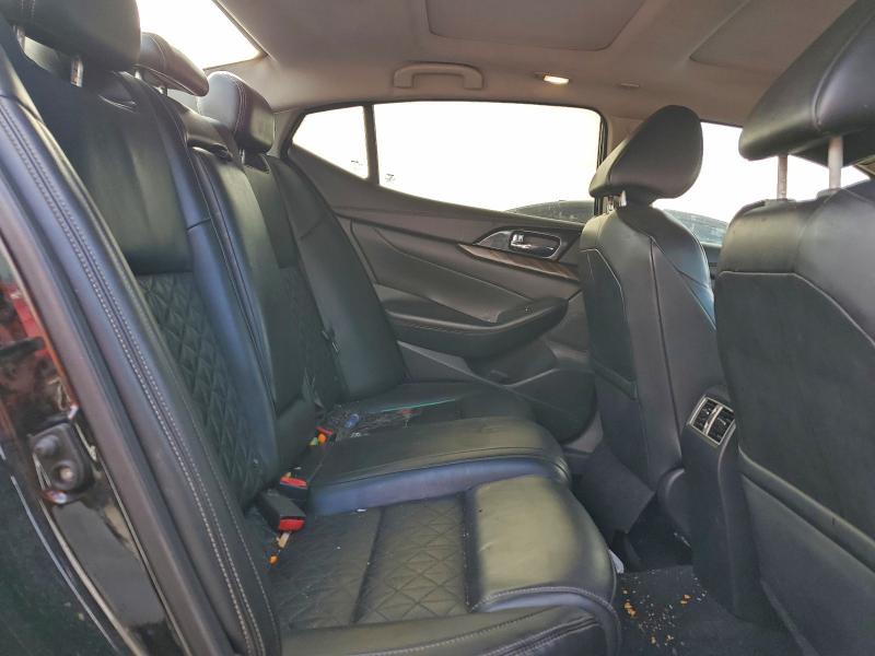 Фото 10 - NISSAN MAXIMA