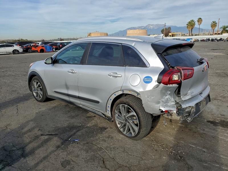 Фото 2 - KIA NIRO