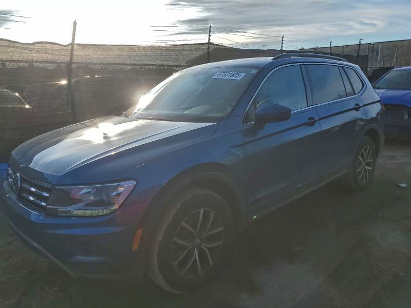 Фото 1 - VOLKSWAGEN TIGUAN