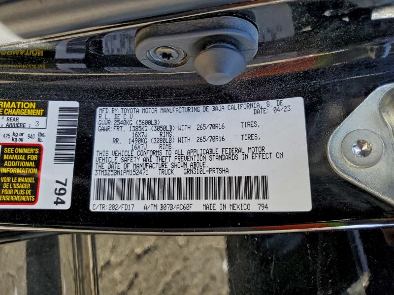 Фото 12 - TOYOTA TACOMA