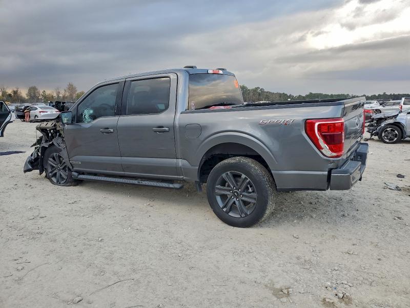 Фото 2 - FORD F-150