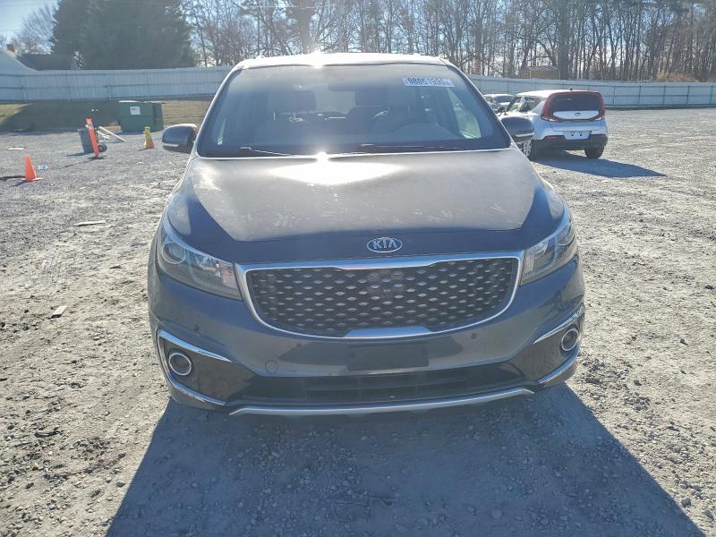 Фото 5 - KIA SEDONA