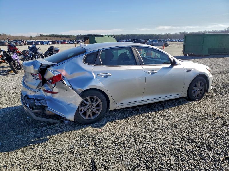 Фото 3 - KIA OPTIMA