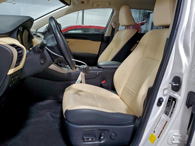 Фото 7 - LEXUS NX