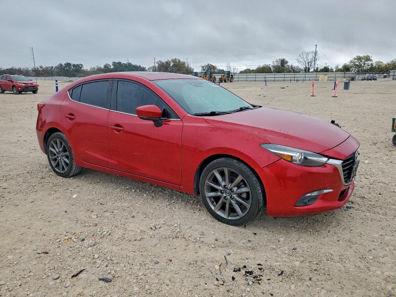 Фото 4 - MAZDA 3