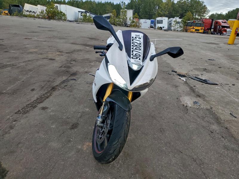 TRIUMPH DAYTONA 2013