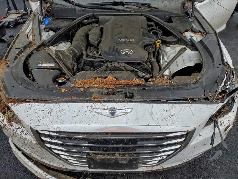 Фото 11 - HYUNDAI GENESIS