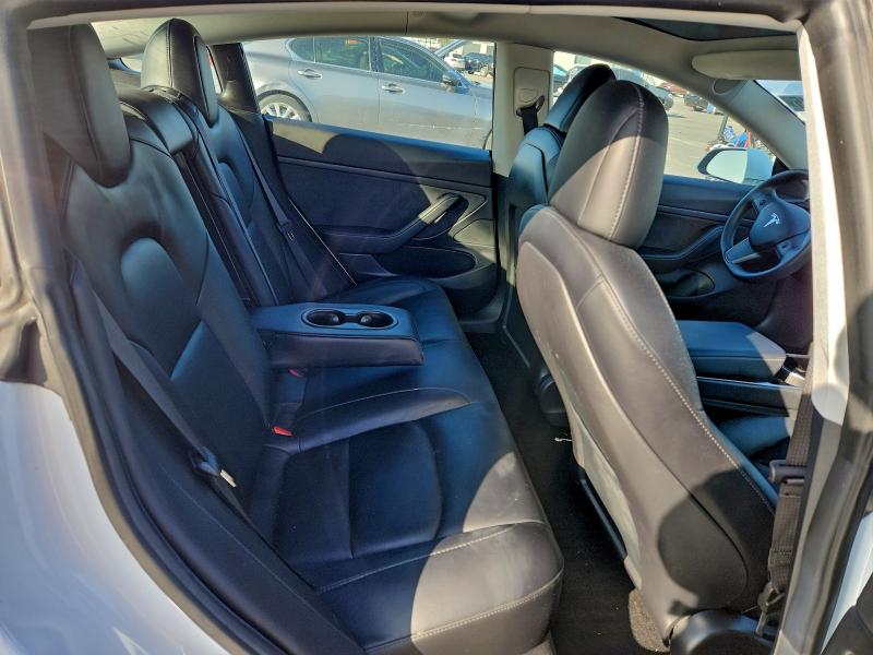 Фото 10 - TESLA MODEL 3