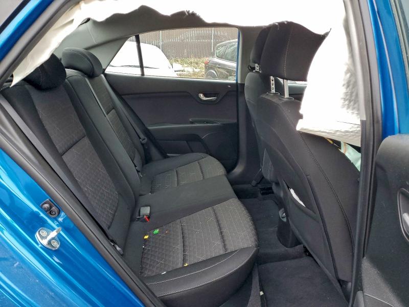 Фото 10 - KIA RIO