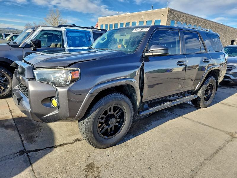 Фото 1 - TOYOTA 4RUNNER