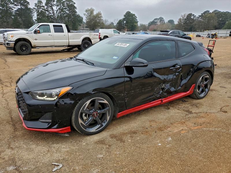 Фото 1 - HYUNDAI VELOSTER