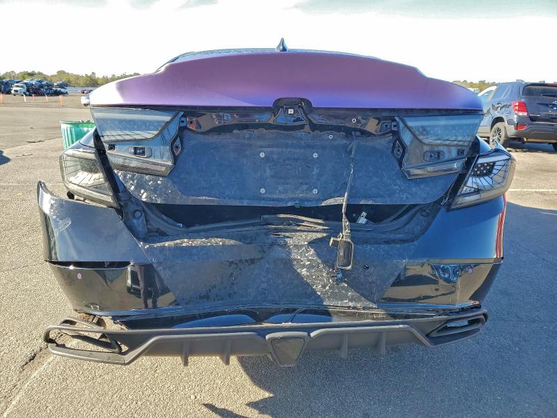 Фото 6 - HONDA ACCORD