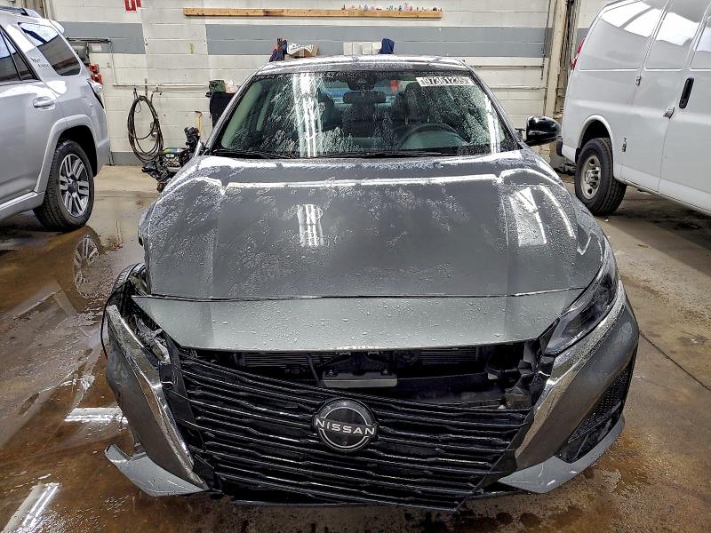 Фото 5 - NISSAN ALTIMA