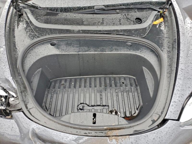 Фото 11 - TESLA MODEL 3